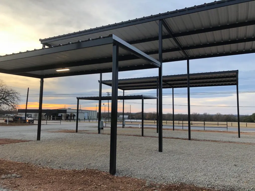 Electric, water and septic connections at the post